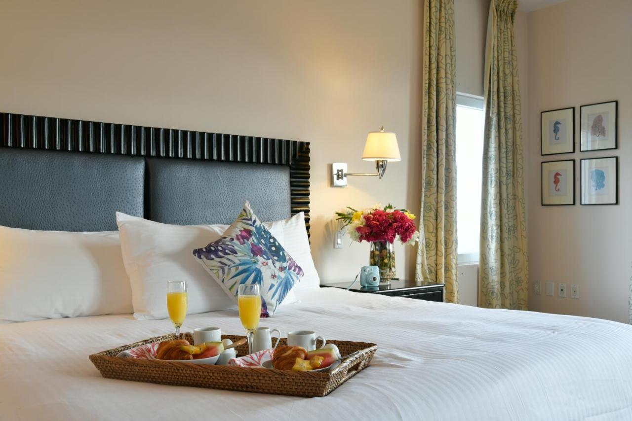Princess Heights Luxury Condo Hotel Oyster Pond Екстер'єр фото
