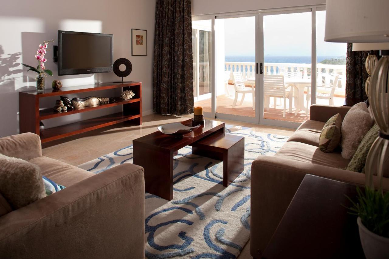 Princess Heights Luxury Condo Hotel Oyster Pond Номер фото