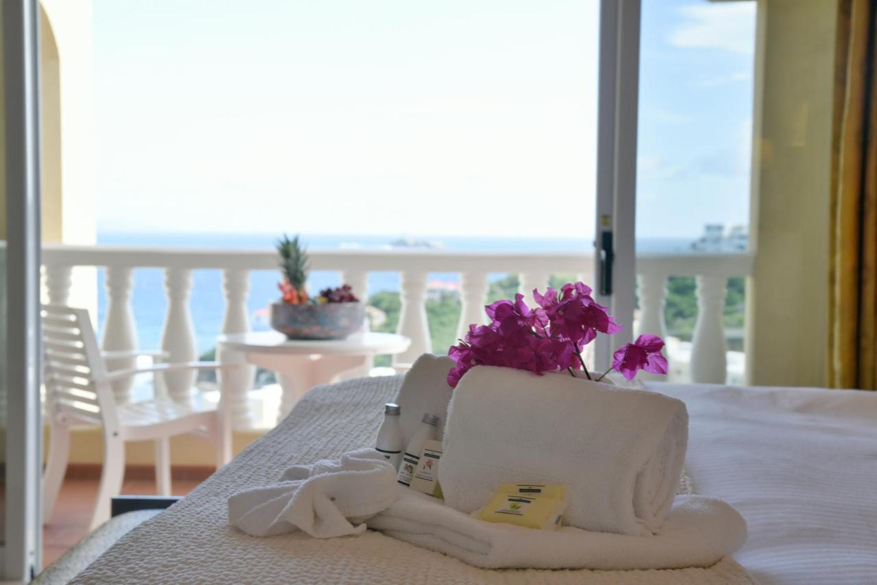 Princess Heights Luxury Condo Hotel Oyster Pond Екстер'єр фото