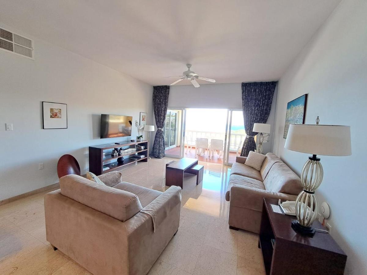 Princess Heights Luxury Condo Hotel Oyster Pond Екстер'єр фото
